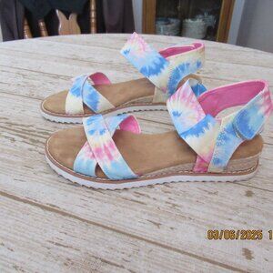 Women's Sandals (Bobs from Skechers) - Size 6W